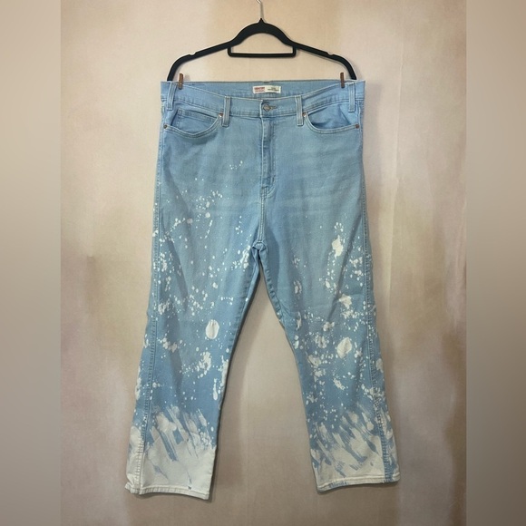 Levi's women's 34/25 Heritage High Rise Straight bleached light wash denim EUC - Picture 3 of 5